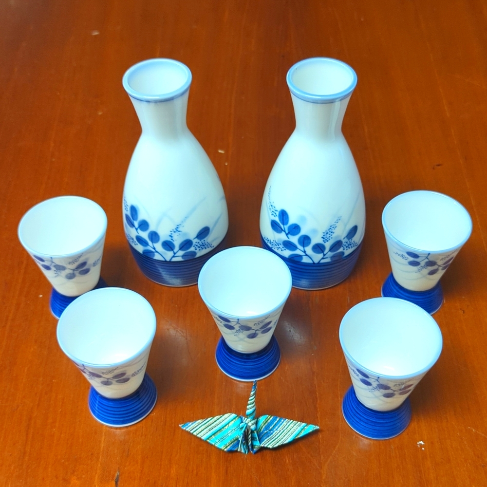 Japanese sake wine vessel
